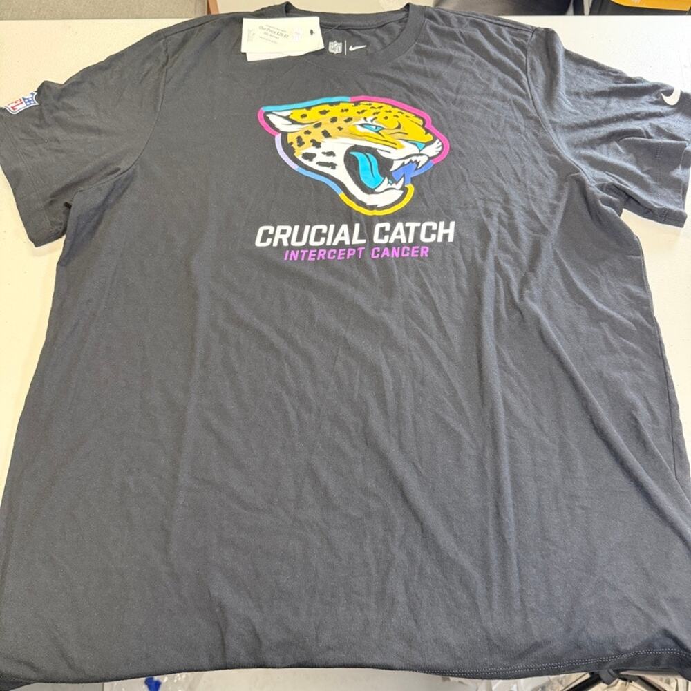 Jacksonville Jaguars Nike NFL Crucial Catch Intercept Cancer T-Shirt XXL NWT